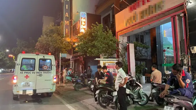 Chồng sát hại vợ trong khách sạn rồi gọi người thân, đợi công an đến