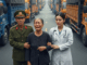 Người phụ nữ bán trá đá đầu ngõ bị cả xóm chê là chửa hoang, 1 mình nuôi con con gái đậu đại học y, nào ngờ đùng phát 1 ngày có người đàn ông lái 20 chiếc xe tải