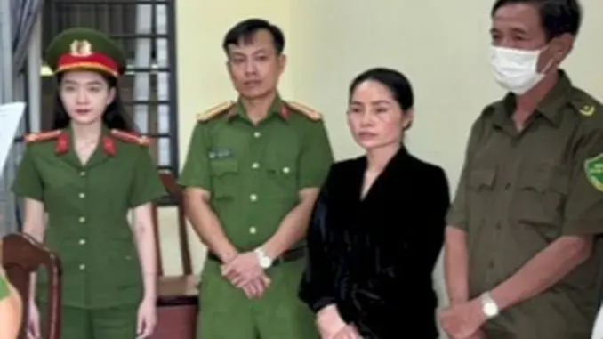 Bắt nữ giám đốc sản xuất, buôn bán thảo dược giả Bắt nữ giám đốc sản xuất, buôn bán thảo dược giả