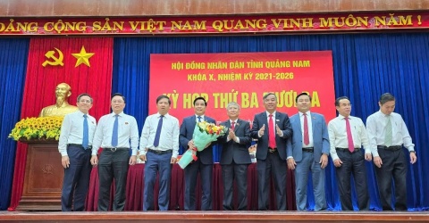 Chủ tịch UBND tỉnh Quảng Nam Lê Văn Dũng nghỉ hưu trước tuổi Chủ tịch UBND tỉnh Quảng Nam Lê Văn Dũng nghỉ hưu trước tuổi