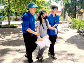 Hà Tĩnh: Nữ sinh khuyết tật được miễn thi tốt nghiệp vẫn quyết tâm đi thi