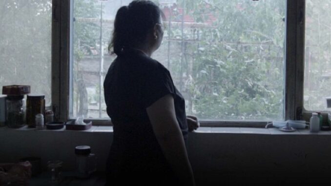 Dân mạng tranh cãi chuyện sống độc thân: "Không kết hôn thì về già dù có tiền cũng thảm" Dân mạng tranh cãi chuyện sống độc thân: "Không kết hôn thì về già dù có tiền cũng thảm"