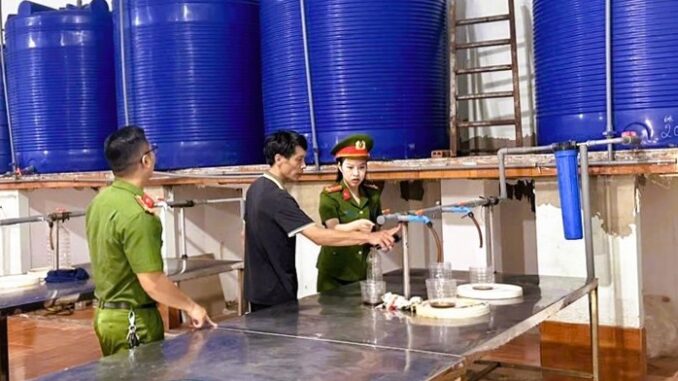 Cả nước phẫn nộ hướng về Quảng Nam: Sao có thể làm ra cái trò này… Cả nước phẫn nộ hướng về Quảng Nam: Sao có thể làm ra cái trò này…