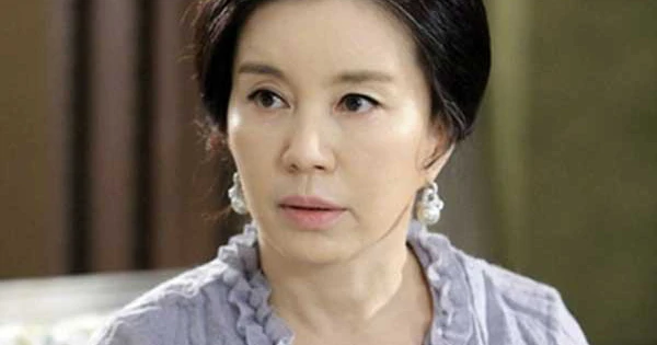 Biết con rể say nắng người phụ nữ khác, mẹ vợ âm thầm làm điều này khiến anh ta từ bỏ ý định ngoại tình Biết con rể say nắng người phụ nữ khác, mẹ vợ âm thầm làm điều này khiến anh ta từ bỏ ý định ngoại tình
