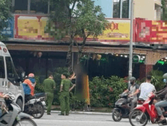 Tại một quán bia TP Hà Nội…
