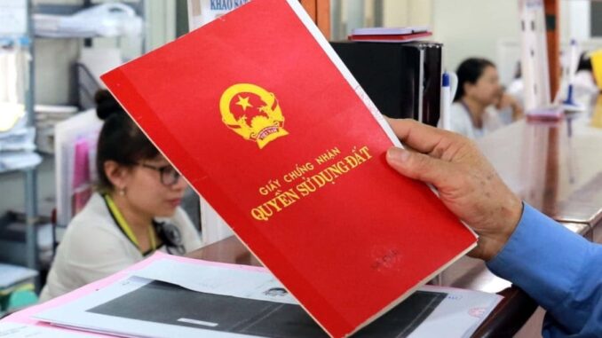 Năm 2025, mua bán đất sổ đỏ hộ gia đình cần lưu ý điều quan trọng này: Không lo mất trắng Năm 2025, mua bán đất sổ đỏ hộ gia đình cần lưu ý điều quan trọng này: Không lo mất trắng