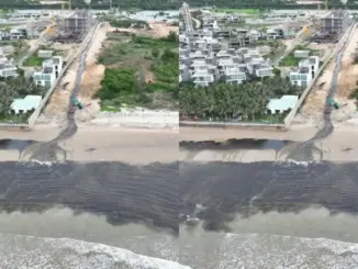 Người dân ngỡ ngàng trước dòng nước đen kịt đổ ra biển Vũng Tàu