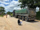 Xe đạp điện va chạm ôtô đầu kéo, hai cháu nhỏ t:ử vo:ng