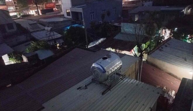 Biến căng tại Biên Hoà – Đồng Nai: Người dân mở bồn nước phát hiện 1 xacchet, bấy lâu dùng nước mà không hay…. Biến căng tại Biên Hoà – Đồng Nai: Người dân mở bồn nước phát hiện 1 xacchet, bấy lâu dùng nước mà không hay….