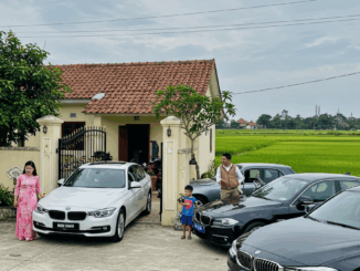 Cô gái trẻ sống đơn thân nuôi con nhỏ suốt 10 năm, ngày nào hàng xóm x-ì xà-o đứa trẻ không cha cho đến ngày có một đoàn xe sang dừng trước cửa, bước xuống xe là người khiến cả khu phố phải q-uỳ rạp…