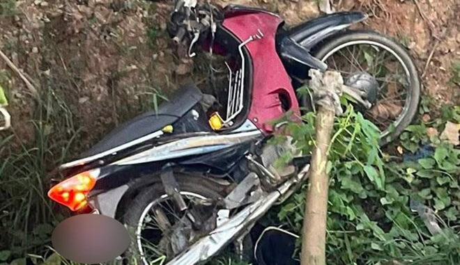 Cả nước xót xa hướng về Bình Định: Chở con đi thi tốt nghiệp THPT, 2 cha con không may…. Cả nước xót xa hướng về Bình Định: Chở con đi thi tốt nghiệp THPT, 2 cha con không may….