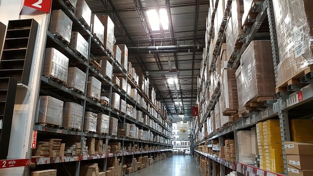 Theo dõi suốt 6 tháng, phanh phui đường dây bán hàng giả với kho rộng bằng 20 sân bóng, tịch thu 200.000 món đồ nhái Theo dõi suốt 6 tháng, phanh phui đường dây bán hàng giả với kho rộng bằng 20 sân bóng, tịch thu 200.000 món đồ nhái