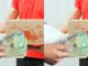 Giả danh shipper chiếm đoạt tài sản rồi đem bán