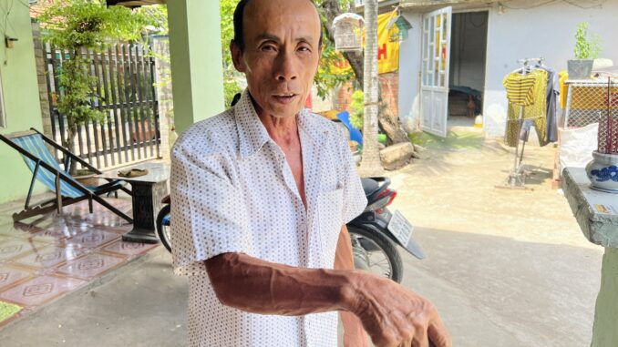 Ông thợ sửa nhà đã chứng kiến toàn bộ: Cả nước không khỏi bất ngờ