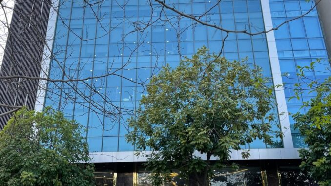 “Bóc” 2 BĐS trên 100 tỷ của Hoàng Hường, một trong số đó bị soi có dấu hiệu lạ “Bóc” 2 BĐS trên 100 tỷ của Hoàng Hường, một trong số đó bị soi có dấu hiệu lạ