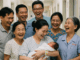 Cả họ vỡ òa đón cháu đích tôn sau 10 năm hi;/ếm m//uộn, nhưng ông nội vừa nhìn mặt đứa b;é liền hoả;ng s/ợ