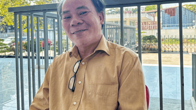 Nghệ sĩ Phương Bình: Ba thập kỷ theo nghề, chấp nhận sống xa vợ con để giữ lửa đam mê Nghệ sĩ Phương Bình: Ba thập kỷ theo nghề, chấp nhận sống xa vợ con để giữ lửa đam mê