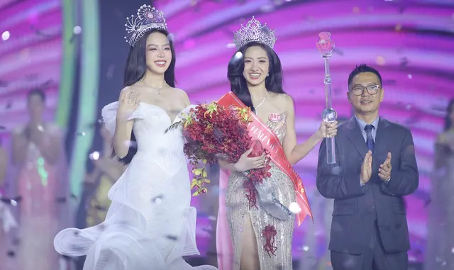Gia thế của nữ sinh quê Phú Yên vừa đăng quang Hoa hậu Việt Nam Gia thế của nữ sinh quê Phú Yên vừa đăng quang Hoa hậu Việt Nam