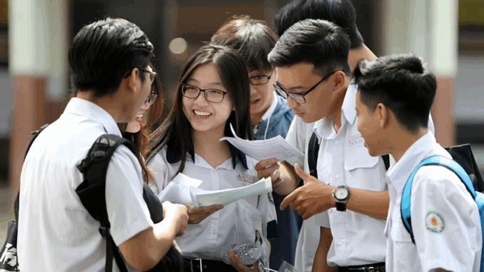Bất ngờ kết quả thi đại học của Chu Ngọc Quang Vinh từng gây sốt Đường lên đỉnh Olympia! Bất ngờ kết quả thi đại học của Chu Ngọc Quang Vinh từng gây sốt Đường lên đỉnh Olympia!