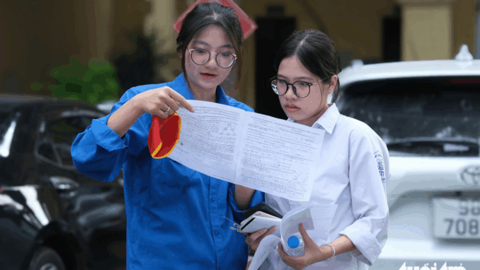 Đề thi Toán tốt nghiệp THPT 2025: Nhiều thí sinh "ngộp", giáo viên đánh giá đề không đánh đố Đề thi Toán tốt nghiệp THPT 2025: Nhiều thí sinh "ngộp", giáo viên đánh giá đề không đánh đố
