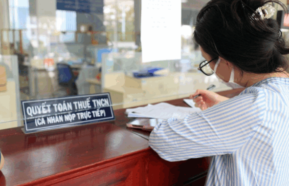 Cục Thuế vừa thông báo hỏa tốc về việc tạm dừng các hệ thống thuế điện tử, thời gian từ 18h ngày 27/6 đến 8h ngày 1/7. Cục Thuế vừa thông báo hỏa tốc về việc tạm dừng các hệ thống thuế điện tử, thời gian từ 18h ngày 27/6 đến 8h ngày 1/7.