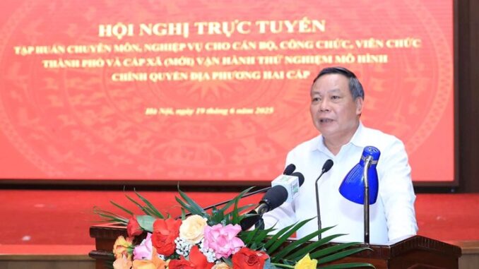 Triển khai chính quyền 2 cấp ở Hà Nội, có nơi chỉ tập trung vào phân công, bố trí cán bộ Triển khai chính quyền 2 cấp ở Hà Nội, có nơi chỉ tập trung vào phân công, bố trí cán bộ