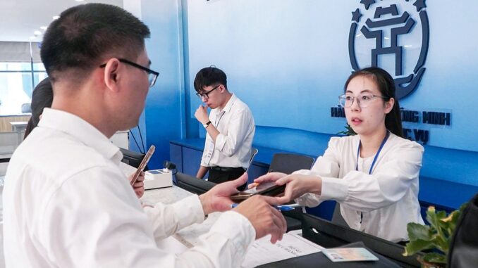 Hà Nội công bố địa chỉ, đường dây nóng 126 điểm phục vụ hành chính công cấp xã mới, hoạt động từ 1-7 Hà Nội công bố địa chỉ, đường dây nóng 126 điểm phục vụ hành chính công cấp xã mới, hoạt động từ 1-7