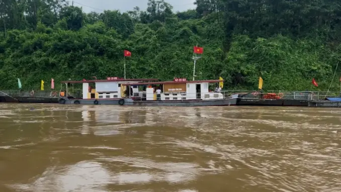 Bão Wipha di chuyển vào Thanh Hóa, sắp suy yếu thành áp thấp Bão Wipha di chuyển vào Thanh Hóa, sắp suy yếu thành áp thấp