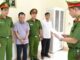 B:ắt giám đốc Công ty Athena vì sản xuất kem chống nắng, mỹ phẩm gi:ả