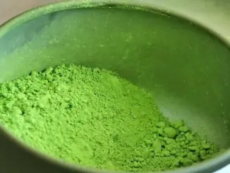 Nông dân trồng trà ở Nhật Bản kiệt sức trước xu hướng “sơ hở là matcha” của giới trẻ
