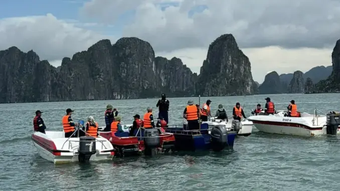 Phát hiện thi thể nghi là nạn nhân cuối cùng vụ lật tàu du lịch Vịnh Xanh Phát hiện thi thể nghi là nạn nhân cuối cùng vụ lật tàu du lịch Vịnh Xanh