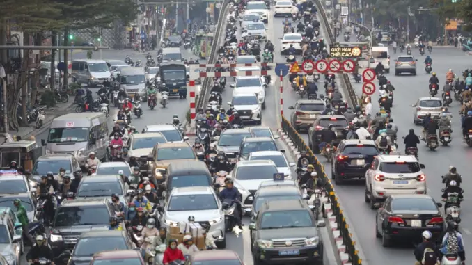 ‘Hà Nội cần hỗ trợ người dân ra sao ? khi chuyển đổi phương tiện cấm xe máy xăng’ ‘Hà Nội cần hỗ trợ người dân ra sao ? khi chuyển đổi phương tiện cấm xe máy xăng’