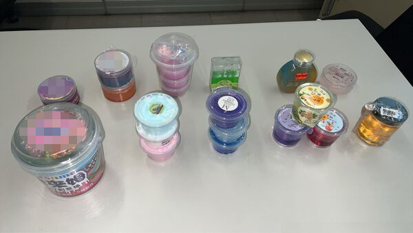 Phát hiện chất kích ứng dạ dày, da, gan thận vượt tới 8,6 lần mức cho phép trong đất nặn dẻo cho trẻ em Phát hiện chất kích ứng dạ dày, da, gan thận vượt tới 8,6 lần mức cho phép trong đất nặn dẻo cho trẻ em