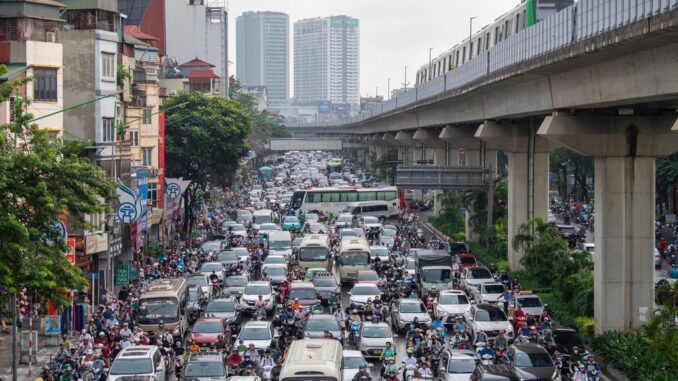 Quá tuyệt vời chính sách hỗ trợ người dân khi cấm xe máy xăng, tha hồ đổi xe luôn