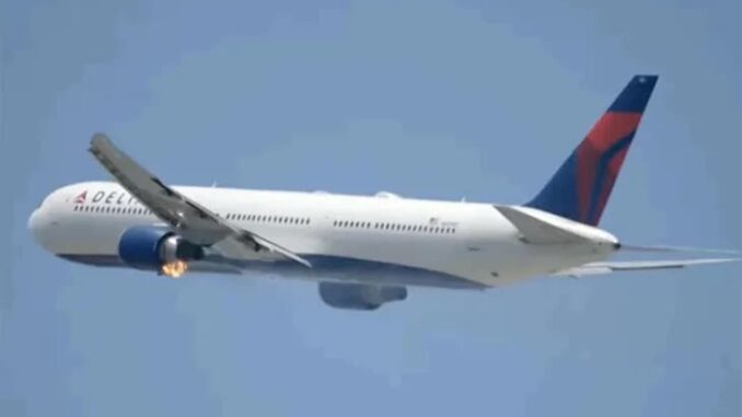 Máy bay Boeing 767 chở 235 người bị cháy động cơ giữa không trung Máy bay Boeing 767 chở 235 người bị cháy động cơ giữa không trung