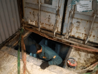 Phát hiện nhà máy sản xuất thuốc lá giả nằm sau dưới lòng đất, lợi nhuận hơn 19 tỷ/tuần
