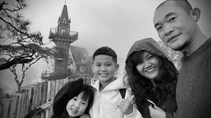 Cả gia đình đã radi mãi mãi cùng nhau trong biển lửa: Chị gọi điện cầu cứu em gái nhưng khi em đến nơi Cả gia đình đã radi mãi mãi cùng nhau trong biển lửa: Chị gọi điện cầu cứu em gái nhưng khi em đến nơi