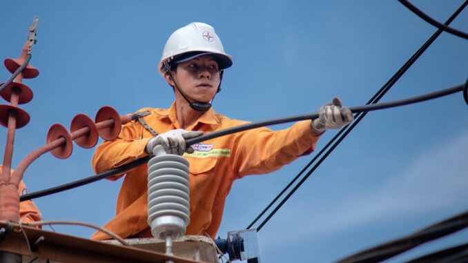 EVN mong muốn tiếp tục nhận được sự chia sẻ của người dân