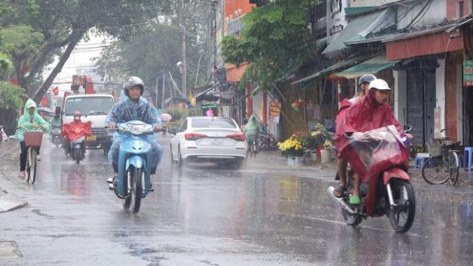 Thời tiết ngày mai 10/7: Bắc Bộ đón mưa lớn giải nhiệt sau những ngày oi nóng Thời tiết ngày mai 10/7: Bắc Bộ đón mưa lớn giải nhiệt sau những ngày oi nóng