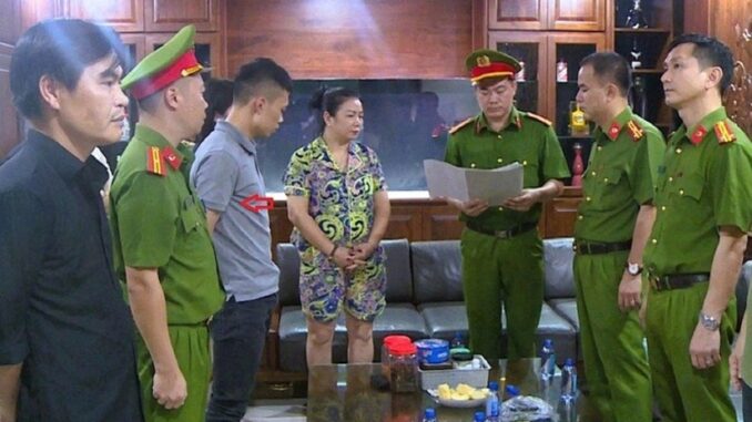 Công an bắt giữ Nguyễn Huy Tùng Công an bắt giữ Nguyễn Huy Tùng