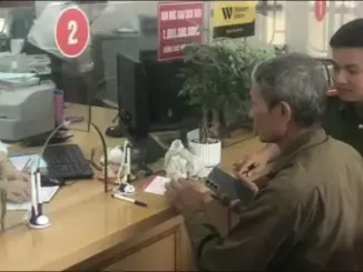 Cụ ông rút sổ tiết kiệm 260 triệu đồng tại Agribank để chuyển khoản: Công an lập tức có mặt, yêu cầu ngừng giao dịch