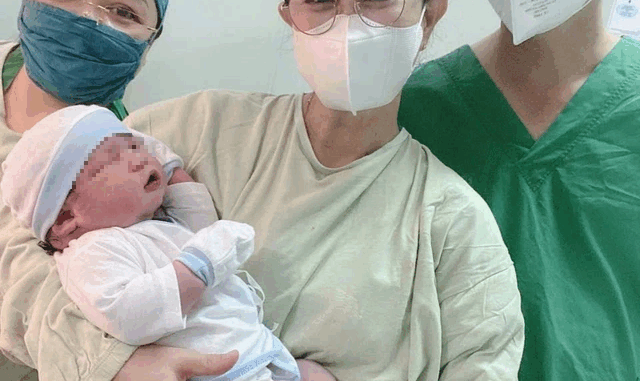 Bé trai nặng gần 6kg chào đời an toàn tại Cà Mau