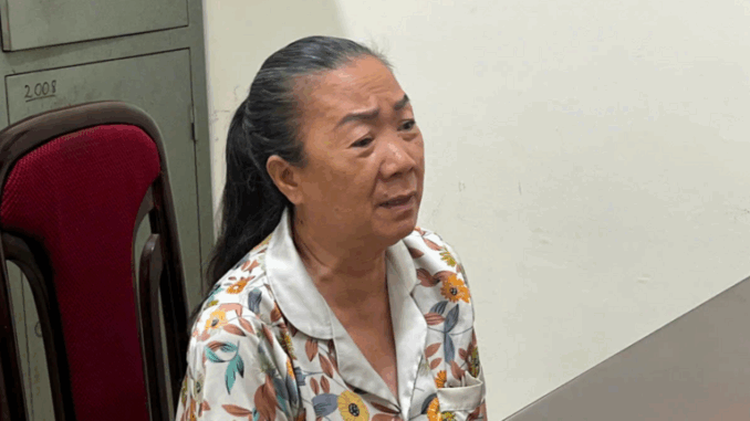 NÓNG: Bắt bà trùm giang hồ Hạnh “sự”, đàn em thân tín của “ông trùm một thời Năm Cam” NÓNG: Bắt bà trùm giang hồ Hạnh “sự”, đàn em thân tín của “ông trùm một thời Năm Cam”