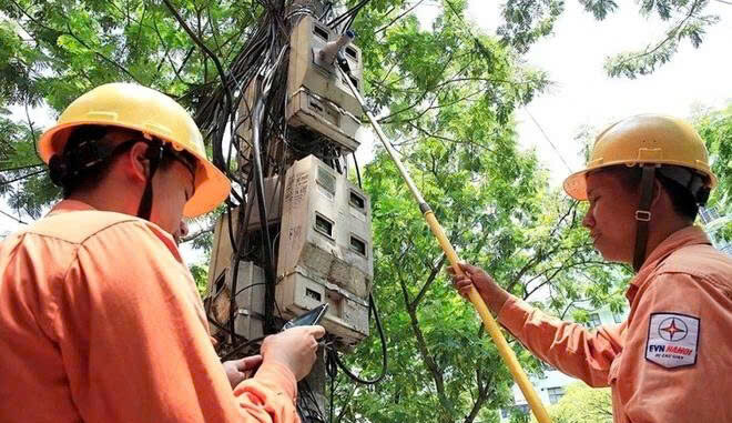 EVN thay đổi ngày chốt số công tơ điện khiến người dân chịu số điện bậc cao tăng vọt EVN thay đổi ngày chốt số công tơ điện khiến người dân chịu số điện bậc cao tăng vọt