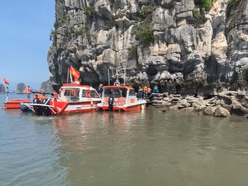 Lễ ta-ng đẫm nước mắt của người cha đơ;n thân t-ử n-ạn khi tắm biển Hòn Gai, con trai nói câu đau lòng Lễ ta-ng đẫm nước mắt của người cha đơ;n thân t-ử n-ạn khi tắm biển Hòn Gai, con trai nói câu đau lòng