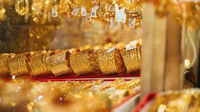 Giá vàng lao dốc mạnh Giá vàng lao dốc mạnh