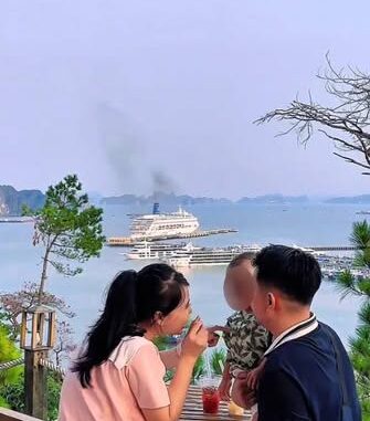 Cách giúp một gia đình 3 người thoát nạn khỏi vụ lật tàu ở Hạ Long