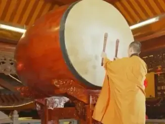 Sáng 1/7, hơn 18.000 ngôi chùa đồng loạt cử chuông trống bát nhã cầu quốc thái dân an