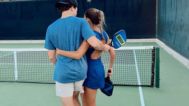 Pickleball: “Đánh dở thì hét nhỏ thôi, nhức đầu vô cùng” Pickleball: “Đánh dở thì hét nhỏ thôi, nhức đầu vô cùng”