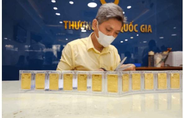 Giá vàng miếng SJC và vàng nhẫn Giá vàng miếng SJC và vàng nhẫn